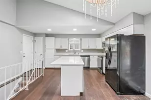 9339 W 76th Ave, Arvada, CO 80005 - Photo 7