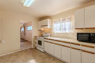2525 S Hazel Ct, Denver, CO 80219 - Photo 11