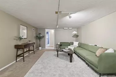 1325 N Monaco Parkway, Denver, CO 80220 - Photo 17
