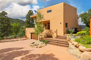 531 Crystal Hills Blvd, Manitou Springs, CO 80829 - Photo 1