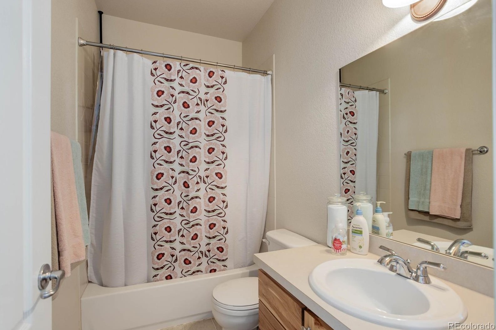 41355 Farmhouse Cir, Parker CO  80138-4697 exterior