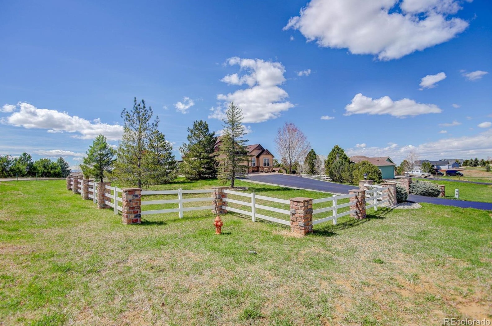 41355 Farmhouse Cir, Parker CO  80138-4697 exterior