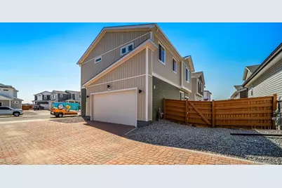 10122 Salem Court, Commerce City, CO 80022 - Photo 41