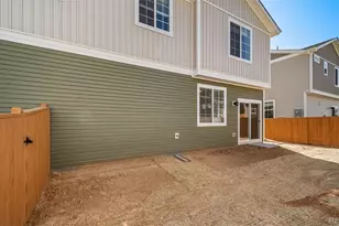 10122 Salem Ct, Commerce City, CO 80022 - Photo 39