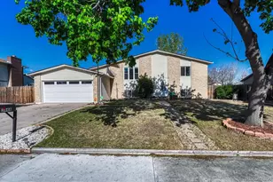 3448 S Kalispell St, Aurora, CO 80013 - Photo 1