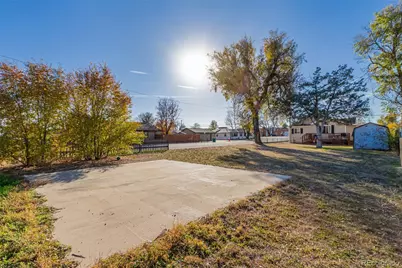 175 S 10th Avenue, Brighton, CO 80601 - Photo 33