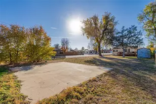 175 S 10th Ave, Brighton, CO 80601 - Photo 33