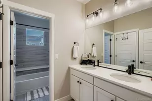 6318 N Fulton Ct, Denver, CO 80238 - Photo 23