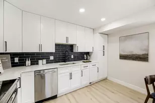 1171 Geneva St, Aurora, CO 80010 - Photo 9