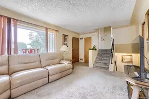 3290 Ivy St, Denver, CO 80207 - Photo 3