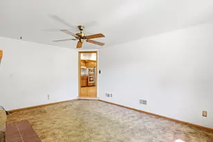 275 Moline St, Aurora, CO 80010 - Photo 25