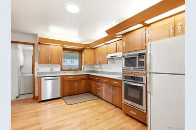 275 Moline Street, Aurora, CO 80010 - Photo 17