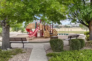 8489 Canyon Rim Cir, Englewood, CO 80112 - Photo 29