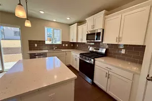 766 N Carrie Ct, Watkins, CO 80137 - Photo 5