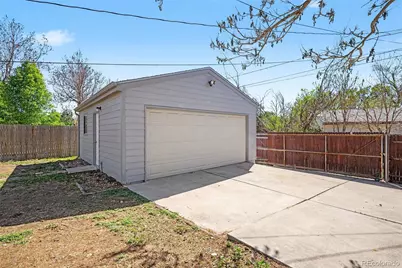 1785 Florence Street, Aurora, CO 80010 - Photo 19