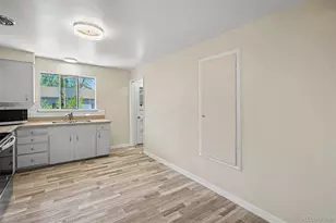 1785 Florence St, Aurora, CO 80010 - Photo 9