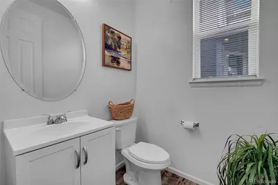 901 N Vandriver Way, Aurora, CO 80018 - Photo 11