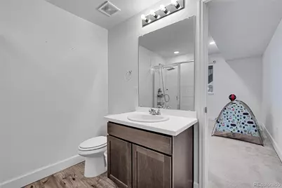 901 N Vandriver Way, Aurora, CO 80018 - Photo 23