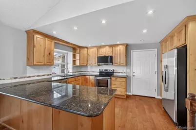 2761 S Salida Way, Aurora, CO 80013 - Photo 13