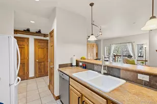 801 Lakepoint Dr, Frisco, CO 80443 - Photo 15