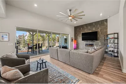 27600 E Lakeview Drive, Aurora, CO 80016 - Photo 19