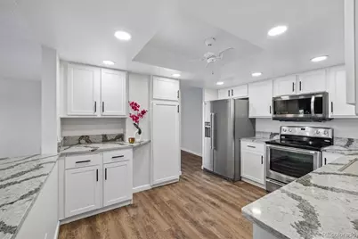 14300 E Marina Drive #102, Aurora, CO 80014 - Photo 5