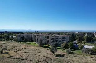 14300 E Marina Dr, Aurora, CO 80014 - Photo 39
