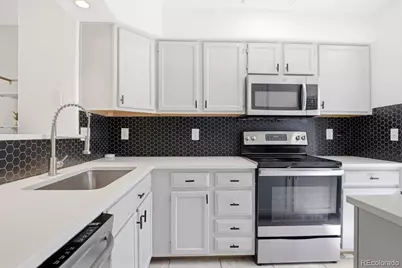 8290 S Fillmore Circle, Centennial, CO 80122 - Photo 5