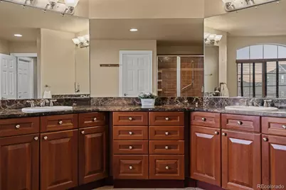 26656 E Peakview Drive, Aurora, CO 80016 - Photo 27