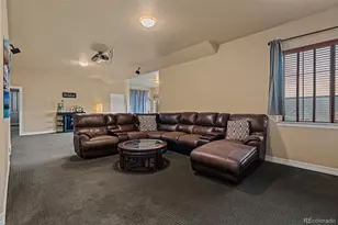 26656 E Peakview Dr, Aurora, CO 80016 - Photo 35