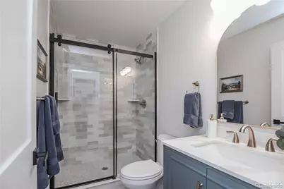 306 E Maplewood Avenue, Littleton, CO 80121 - Photo 15