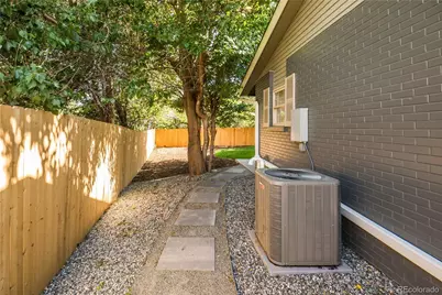 306 E Maplewood Avenue, Littleton, CO 80121 - Photo 39