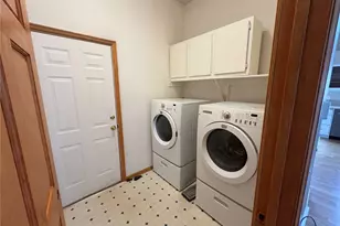 9966 E Hawaii Pl, Aurora, CO 80247 - Photo 11