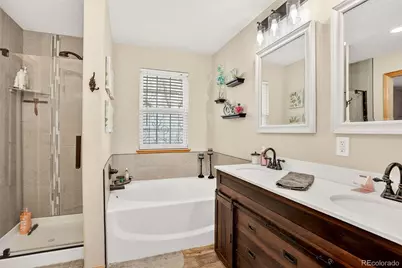 5479 S Valdai Street, Aurora, CO 80015 - Photo 19