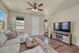 490 Dukes Way, Dacono, CO 80514 - Photo 9