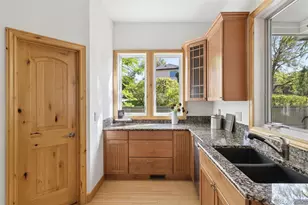 2895 S Cook St, Denver, CO 80210 - Photo 15