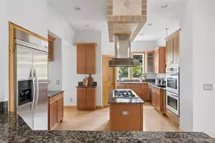 2895 S Cook St, Denver, CO 80210 - Photo 13