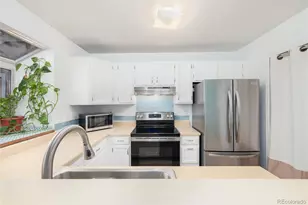 1237 S Flower Cir, Lakewood, CO 80232 - Photo 19