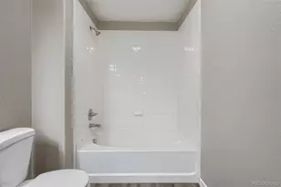 5722 S Addison Way, Aurora, CO 80016 - Photo 17