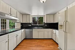 3700 S Roslyn Way, Denver, CO 80237 - Photo 17
