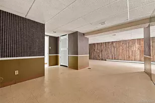 3700 S Roslyn Way, Denver, CO 80237 - Photo 41