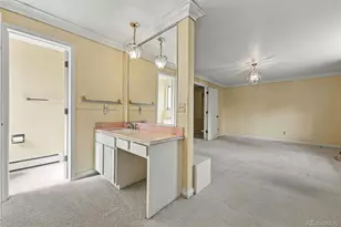 3700 S Roslyn Way, Denver, CO 80237 - Photo 33