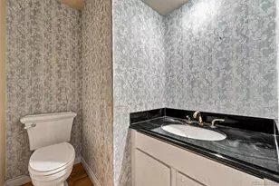 3700 S Roslyn Way, Denver, CO 80237 - Photo 23