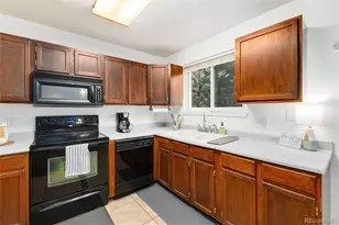 4177 S Lewiston Cir, Aurora, CO 80013 - Photo 21