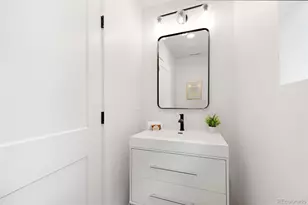 2849 N Vine St, Denver, CO 80205 - Photo 11