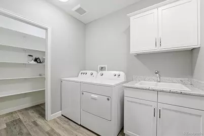 22917 E Bailey Circle, Aurora, CO 80016 - Photo 37
