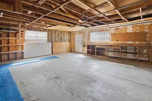 1041 Florence St, Aurora, CO 80010 - Photo 17