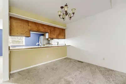 2405 S Worchester Court #B, Aurora, CO 80014 - Photo 7