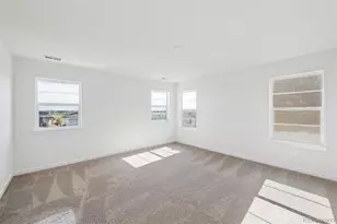 25060 E 42nd Ave, Aurora, CO 80019 - Photo 17