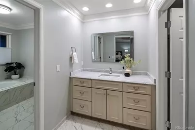 2552 E Alameda Avenue #32, Denver, CO 80209 - Photo 29